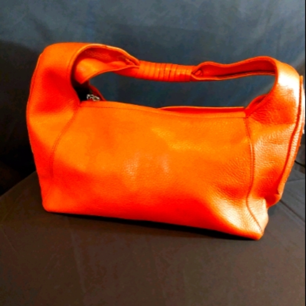 Ombu Orange Pebble Leather Handbag